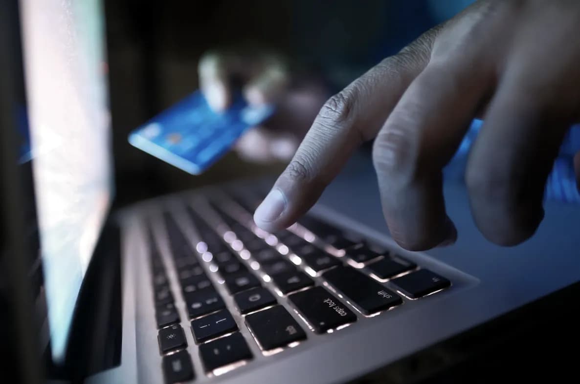 Czy pieniądz elektroniczny jest naprawdę bezpieczny?